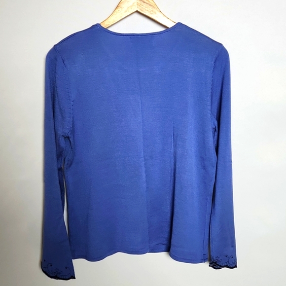 Requirements Blue Embroidered Blouse Top long sleeve Size-Med New with T… - Picture 5 of 11